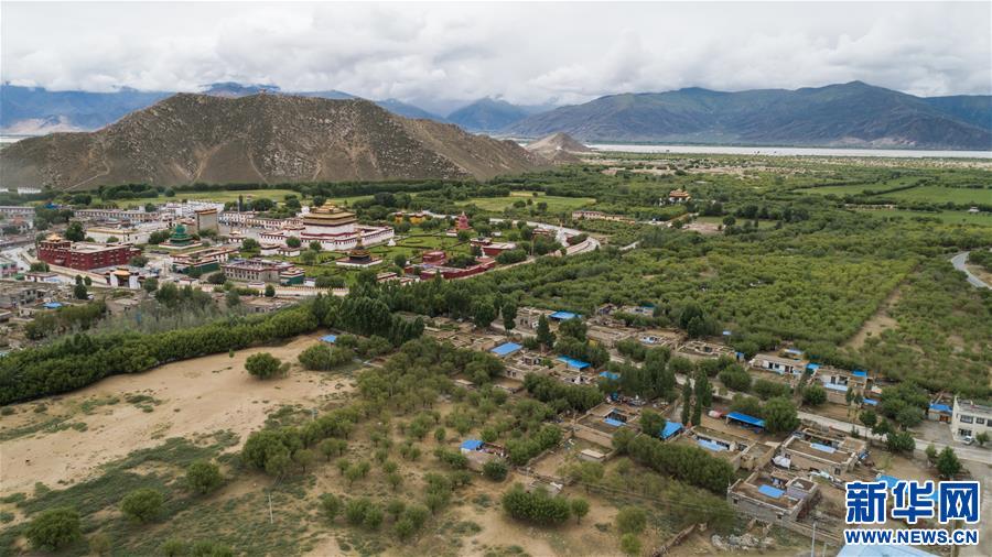 བོད་སྨན་གྱི་སྨན་རྒྱུ་བཏབ་པས་འབབ་འཕར་ཕྱུག་འགྱུར་ལ་སྐུལ་འདེད་ཐུབ་སོང་།