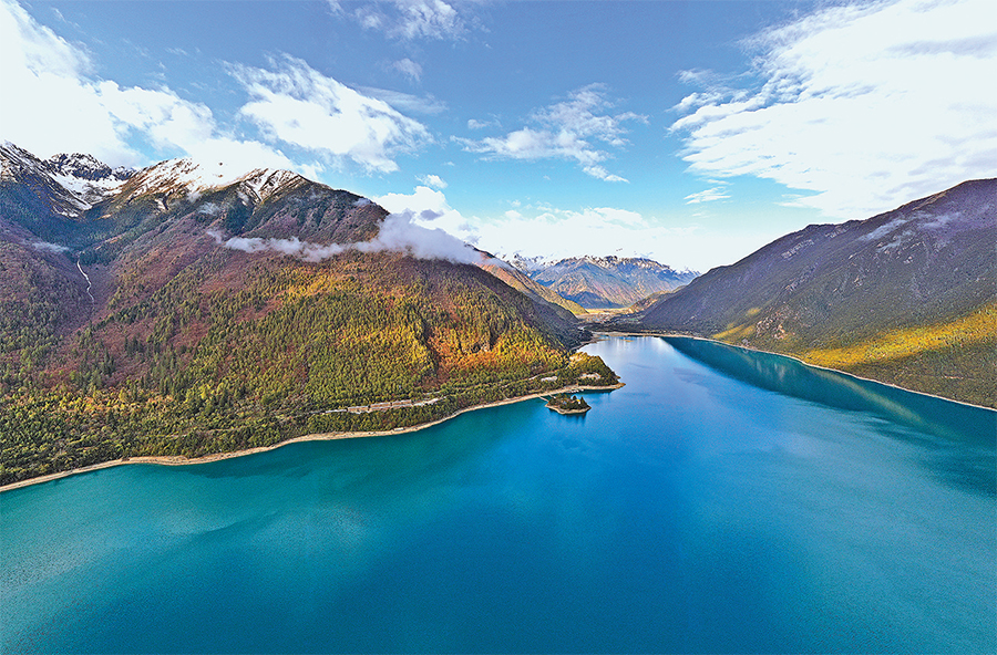 ཡུལ་སྐོར་བ་མི་ཐེངས་ཁྲི་3200ལས་བརྒལ་ནས་བོད་ཀྱི་ཡུལ་སྐོར་སླར་གསོར་གསོན་ཤུགས་རྒྱས་པ།