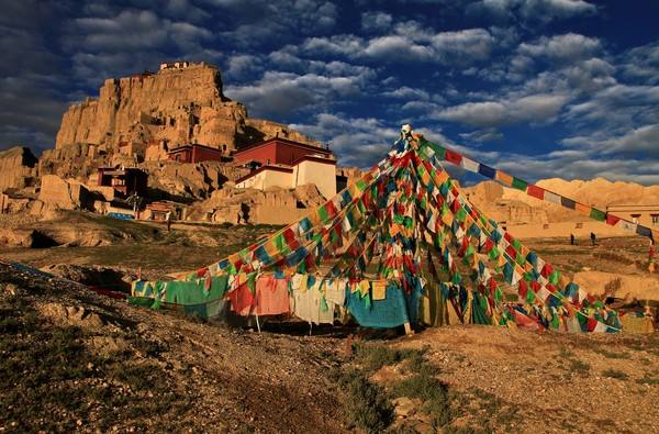 ཞིང་འབྲོག་པ་ཁྲི་38ལ་དྲ་ཆེན་གློག་སྤྱོད་རྒྱུ་བྱུང་བ།